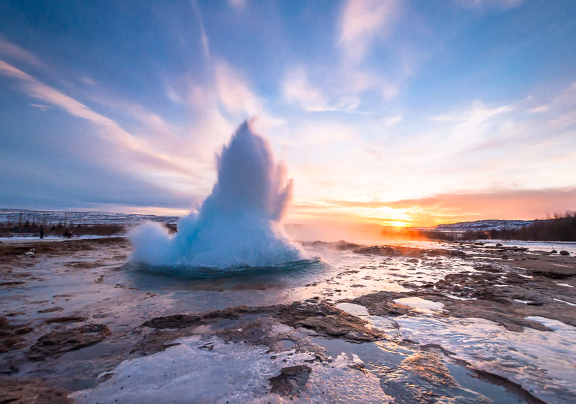 0b8aobksieozciifjiboc7v20rtl_Strokkur Geyser