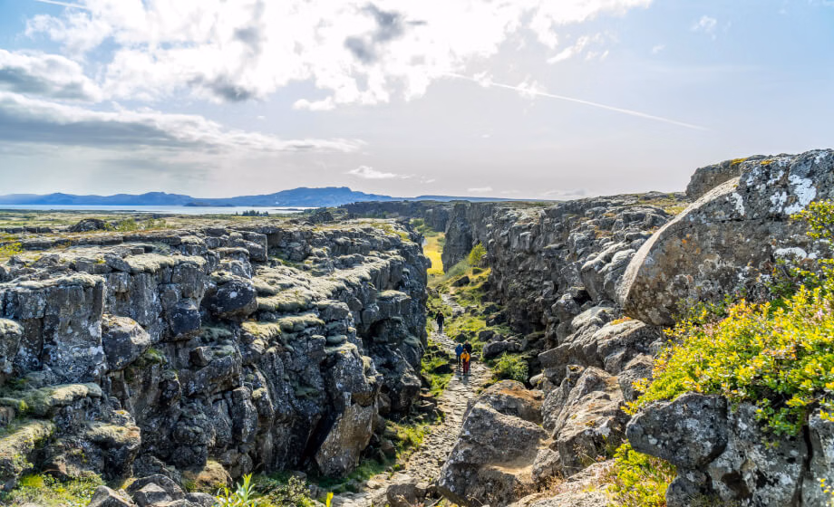 337tba95t0asvsg9ejwlz4dxiiha_Thingvellir National Park-3