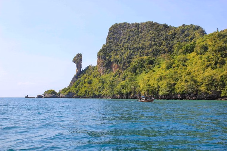 xq4k89tskpusako60jx912ex6e80_Chicken-Island-Krabi-8-761x507